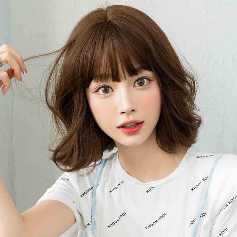 ウィッグ 女性用 ショート レイヤーカット ラフ 肩丈 鎖骨ロング フルヘッド 自然 ナチュラル 合成繊維 軽量 通勤 普段使い かわいい スタイリッシュ|ベネフィメントショップ