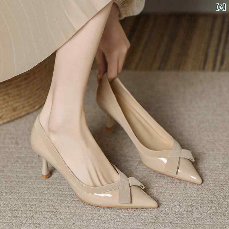 レディース パンプス 羊革 ベージュ ポインテッドトゥ シュロの葉 細踵 パステル色の原料品 スカートコーデ 女子らしい表現スタイル 日月 軽さ 伸縮性