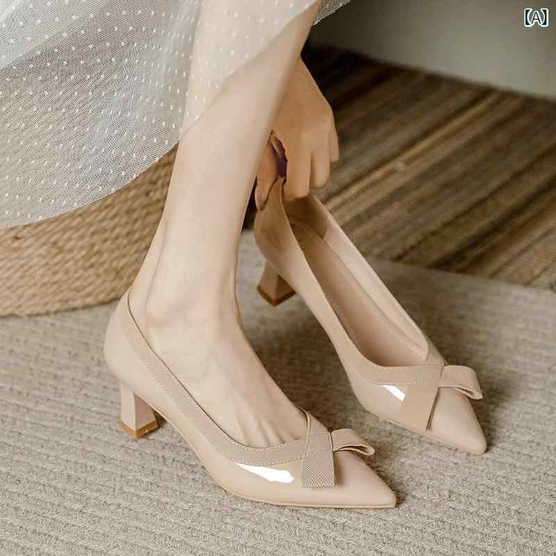 パンプス レディース 羊革 素っぽんぽんベージュ チャンキーヒール ポインテッドトゥ 中踵 パステル色の革 スカートコーデ 日月 日常使い走り 雅びやか 軽さ 伸縮性