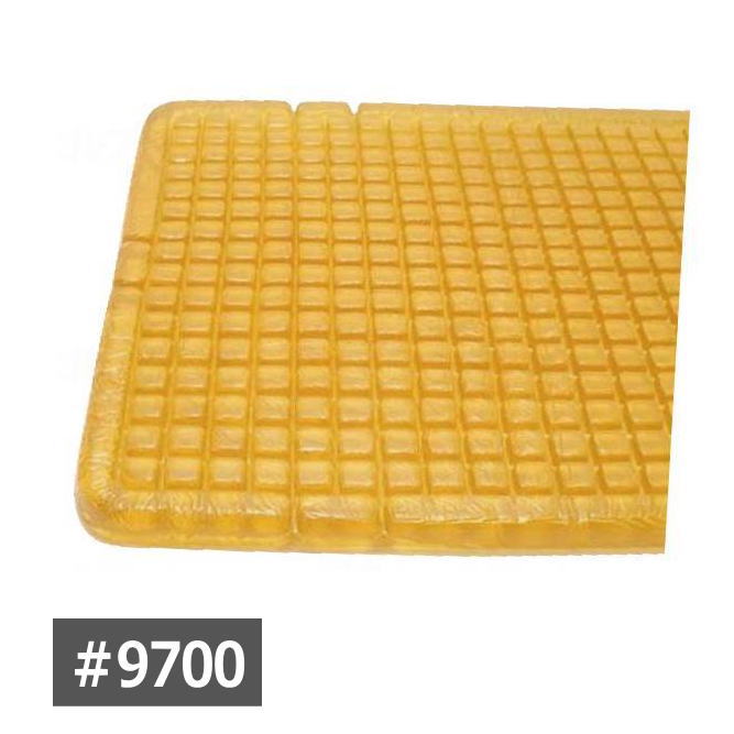 車いす用クッション　アクションジャパン 車椅子用アクションパッド キュービックアクション ＃9700 カバー付き　40×40×2.5cm【送料無料】