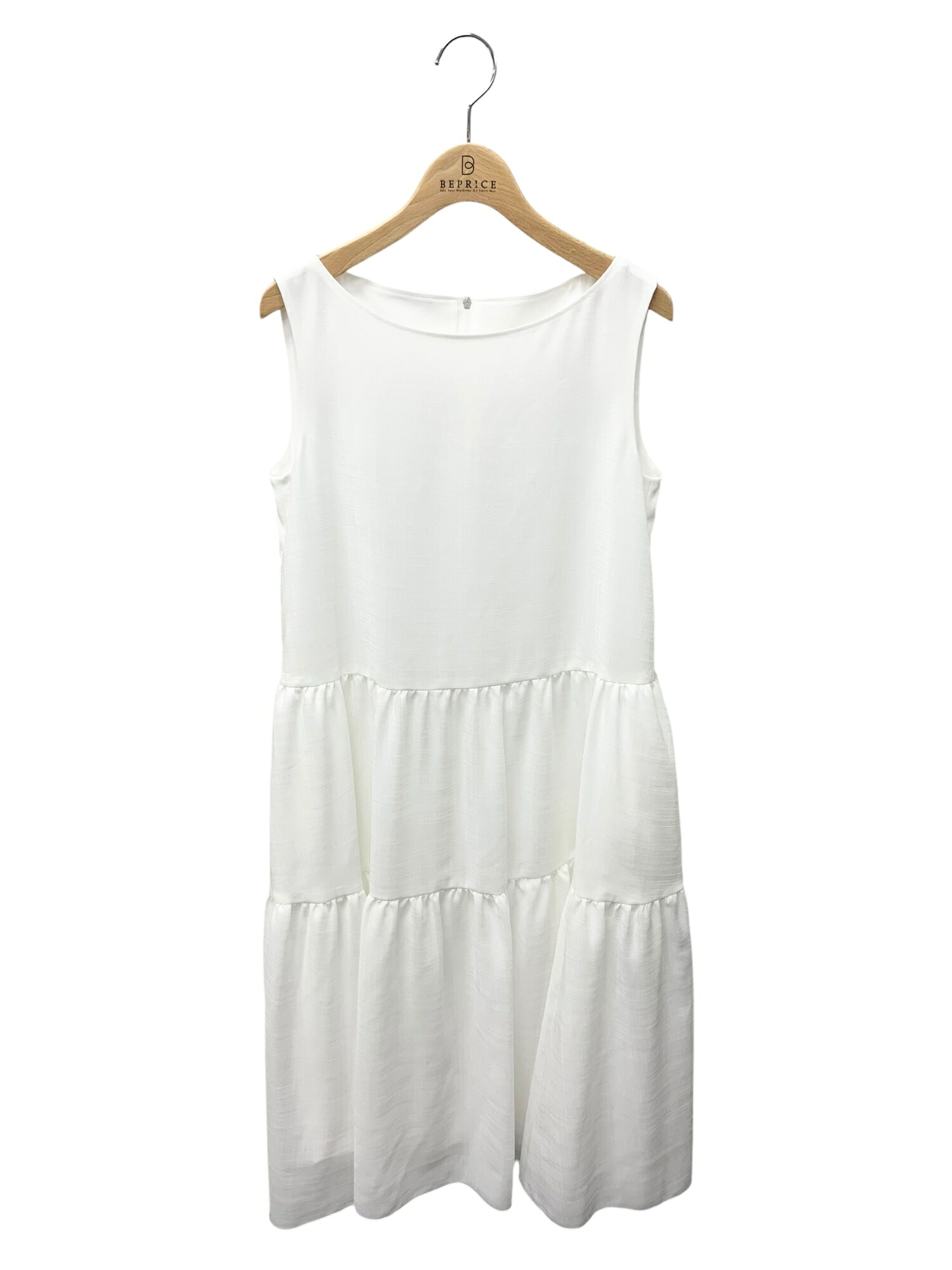 【37％OFF】フォクシーニューヨーク Nantucket Dress 42032 衣装 40 白いこと 2024年増生産品【中古】 IT48H82KBAPK RSS30