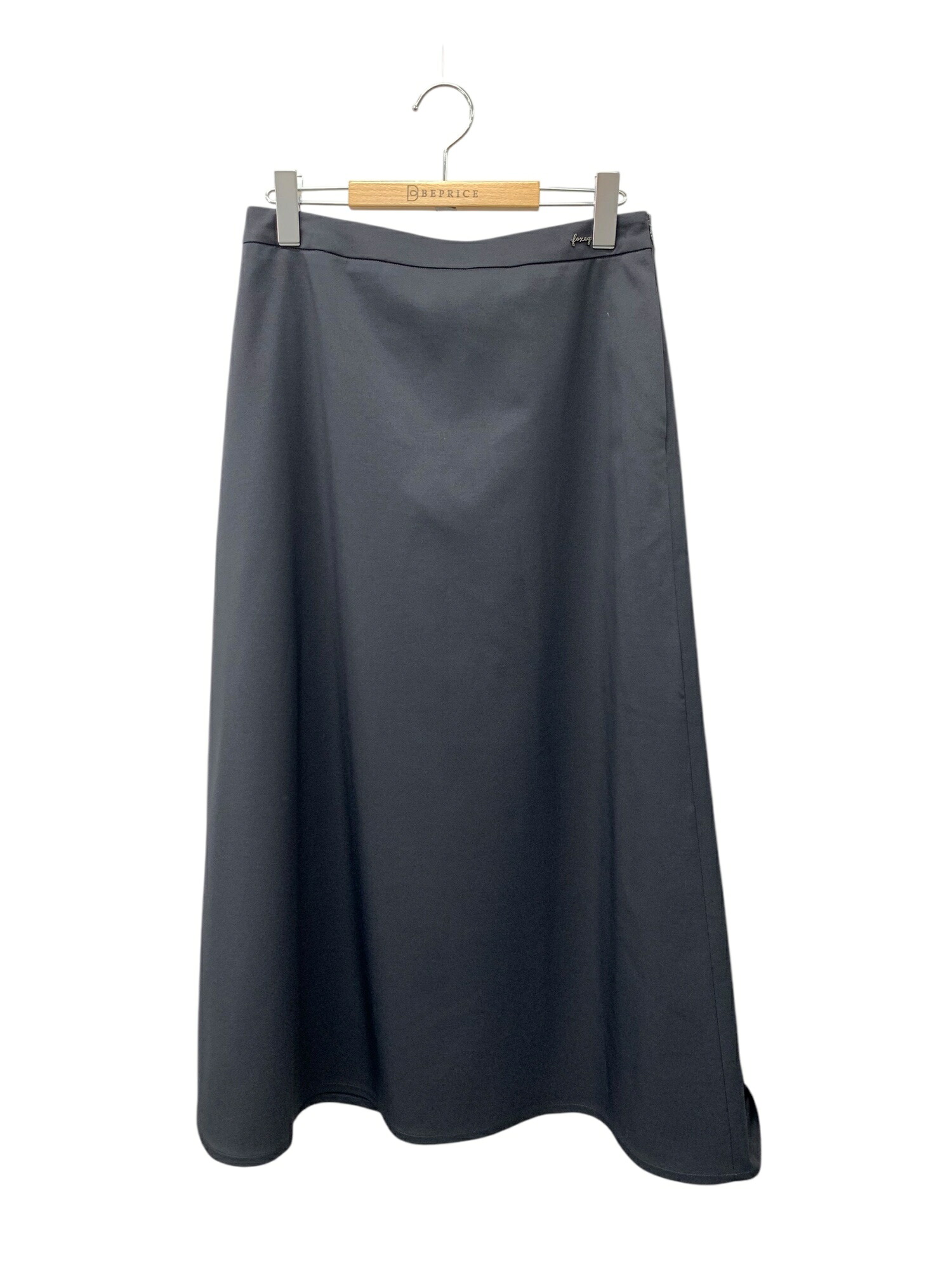 フォクシーブティック Novella Skirt 44600 スカート 42 ブラック【中古】 IT1NHV5CV5D4｜ビープライス