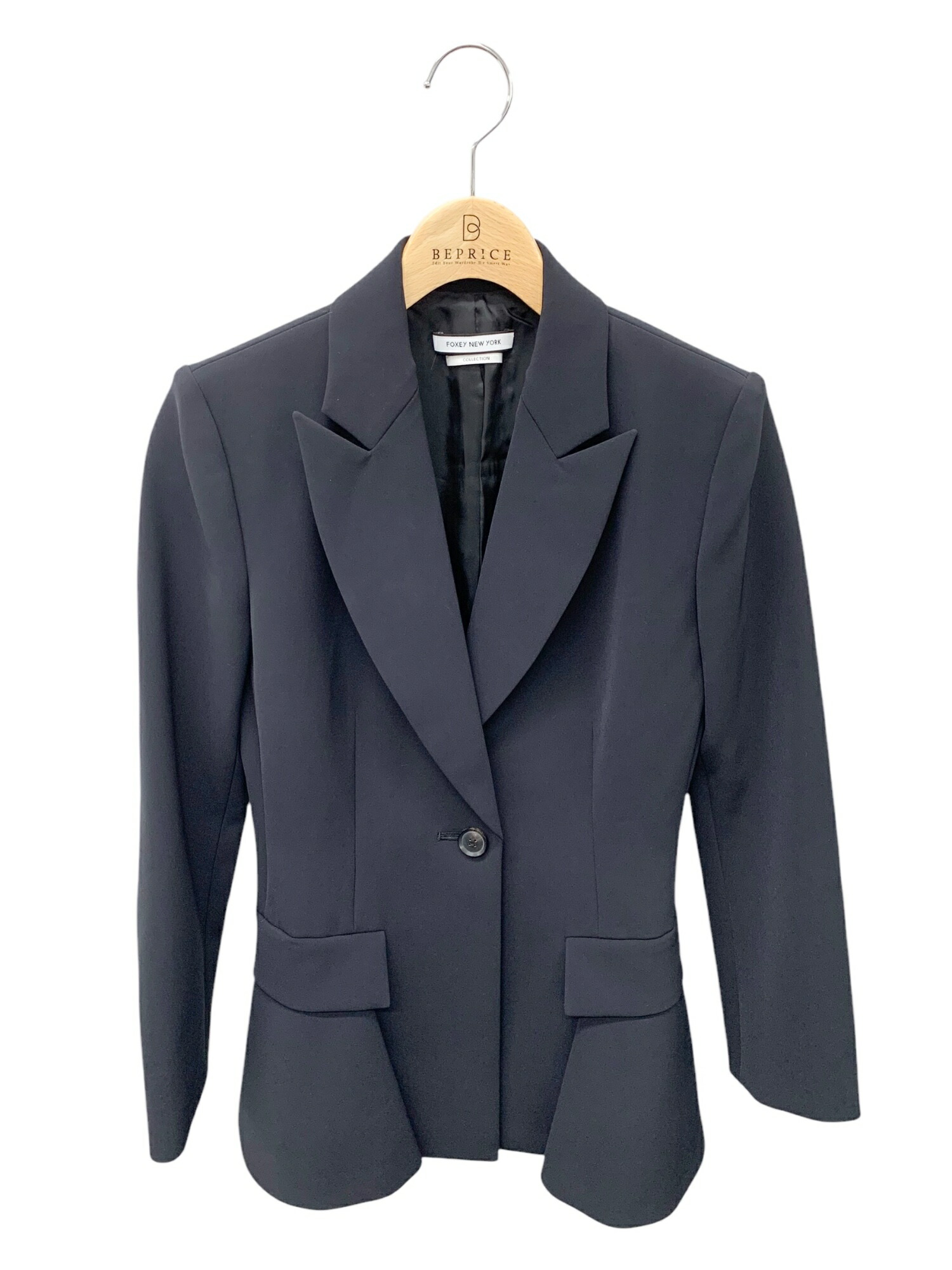高級感✨フォクシーニューヨーク ジャケット 黒 ロゴ金具 38 春 通勤 FOXEY – ページ – FOXEY 公式オンラインブティック