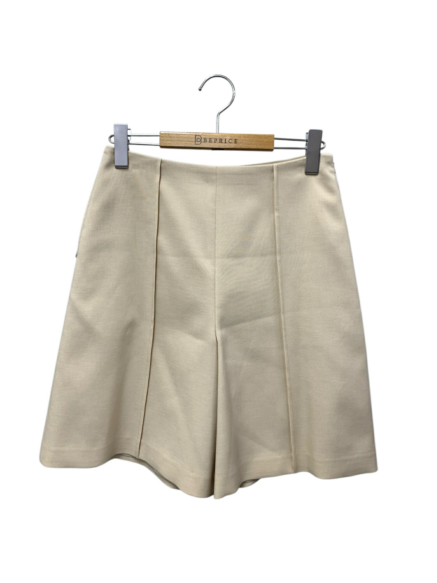 アディアム Iris Short Pant 45244 ハーフパンツ 0 ベージュ SPRING SUMMER 2025掲載商品【中古】 ITQDDI1ZHP86｜ビープライス