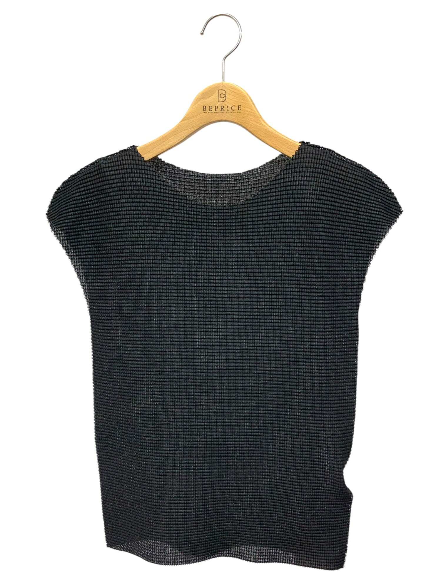 ミーイッセイミヤケ NIT STRETCH PLEATS MI61KK367 カットソー ブラック【中古】 IT5BKGLZQA3I｜ビープライス 9,216円