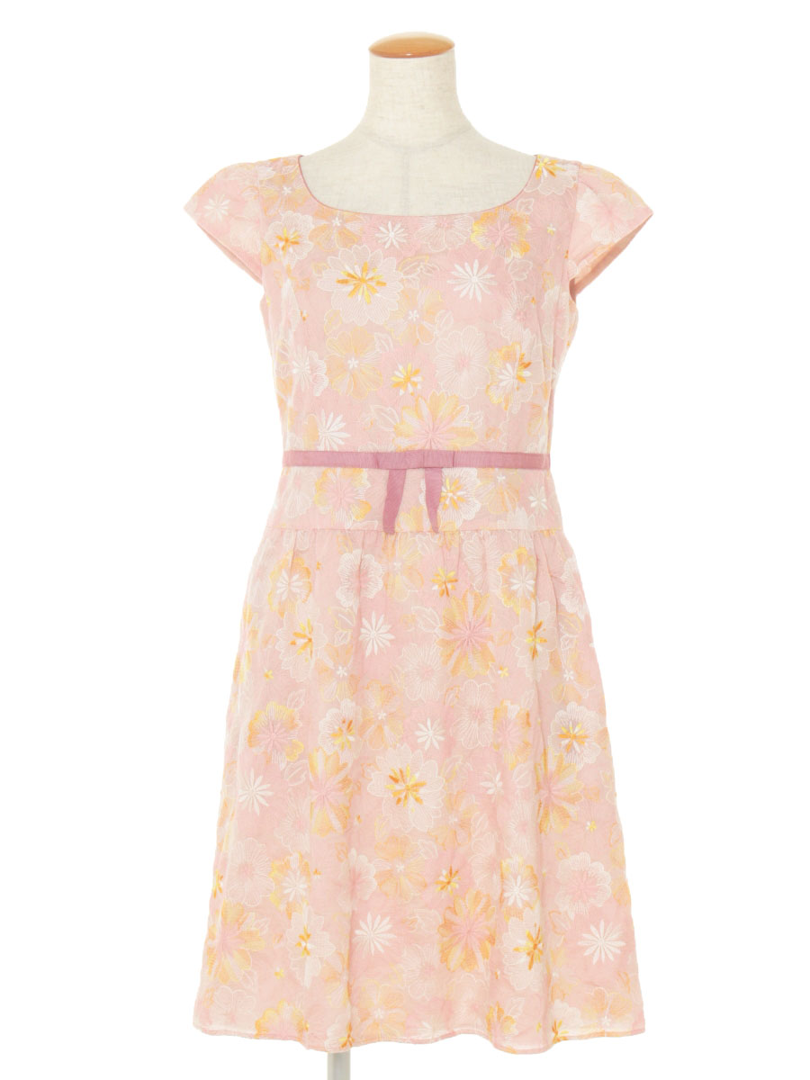 新作からsaleアイテム等お得な商品満載 刺繍 フラワーモチーフ ワンピース トッカ 花柄 Tn1224 中古 2 Aランク 半袖 h Radiosinagoga Com