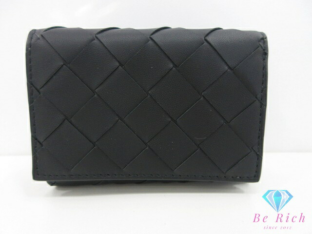 ボッテガ ヴェネタ BOTTEGA VENETA イントレチャート 三つ折り紙入れ 690568 黒 黒いこと なめし革 ロゴタイプ パウダーコンパクト ウォレット  【中古】【貨物輸送無料】bs4352