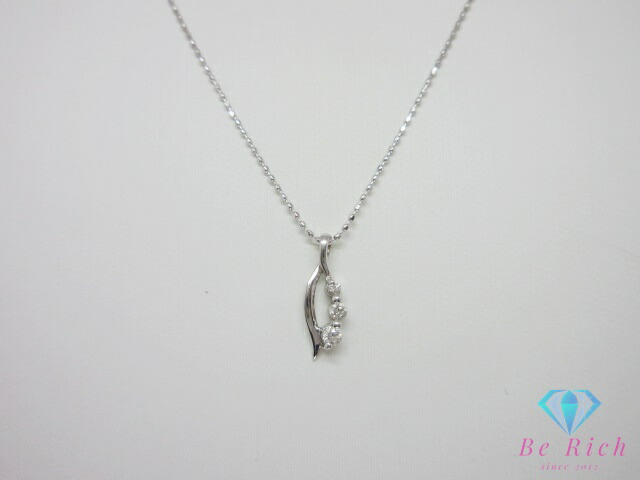 楽天市場】K18 WG ダイヤモンド 0.35ct 付 花 フラワー モチーフ