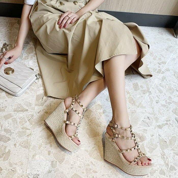 年 春夏 新作 2color スタッズ ボーン サンダル ウェッジヒール heel12ｃｍ