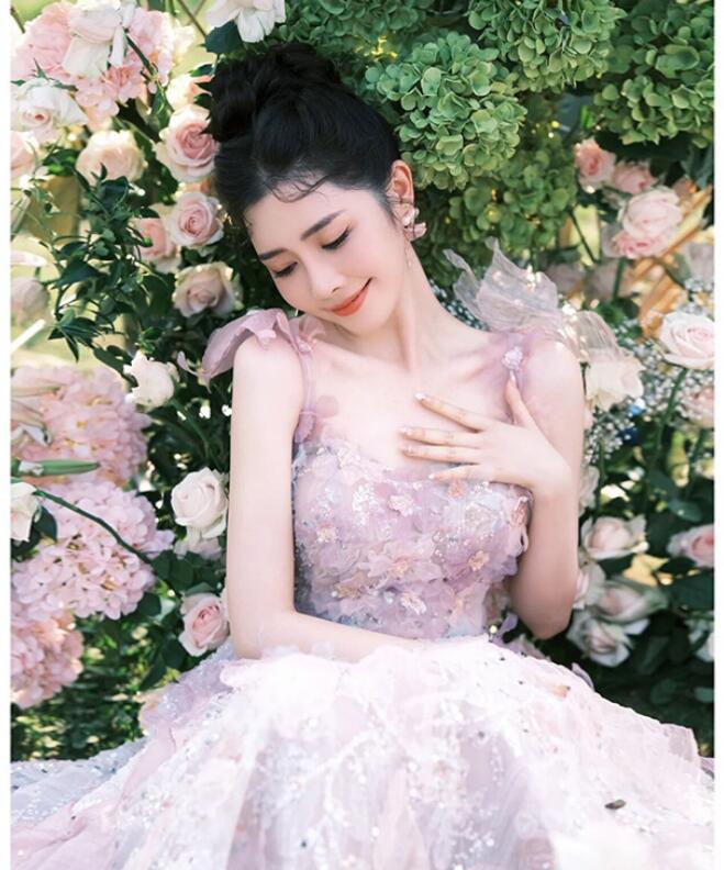 送料無料 結婚式ドレス 二次会ドレス パープル 花柄 キャミドレス 可愛い キラキラドレス スパンコール 素敵 ゲストドレス お花 イブニングドレス 撮影 お姫様 誕生日 プリンセスドレス ロングドレス 発表会ドレス 司会 披露宴 謝恩会 お呼ばれ S M L XL XXL