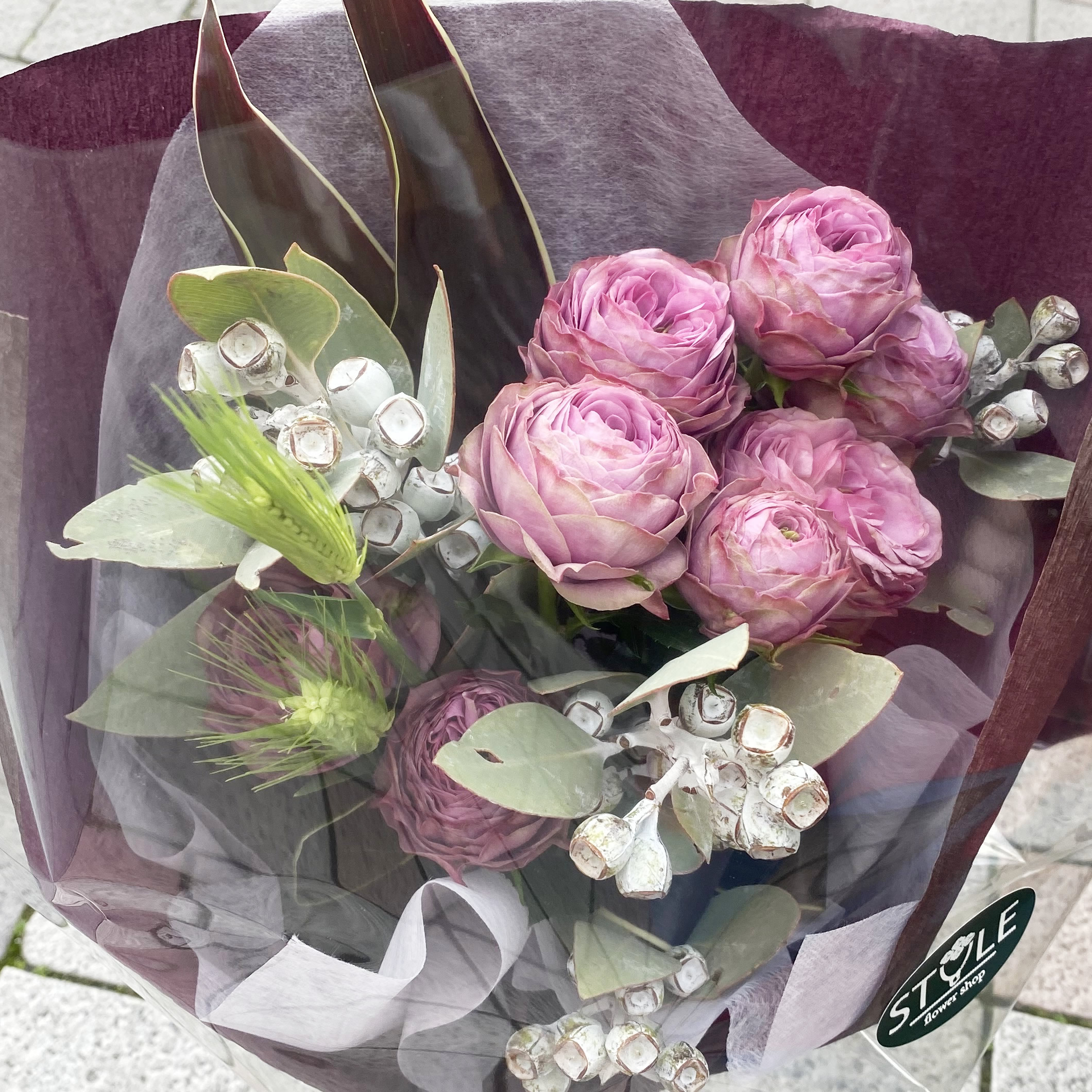 市場 石川華園 バラ入り花束 ラグジュアリー 胡蝶蘭専門店ベストフラワー 貴船 市場 石川華園 バラ入り花束 ラグジュアリー 胡蝶蘭専門店ベストフラワー 貴船