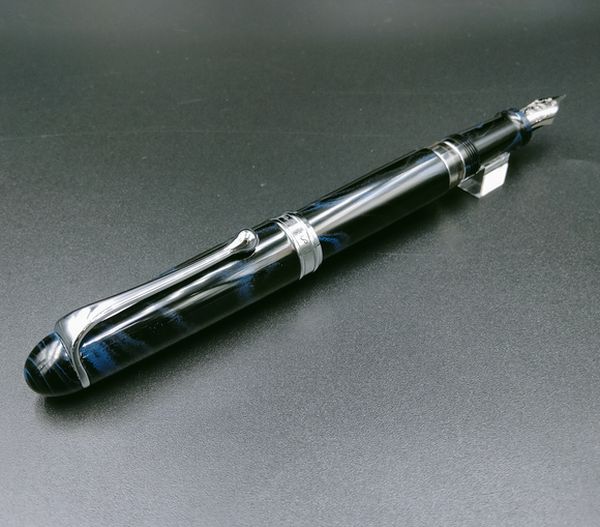 AURORA アウロラ 制限事項生み出すこと品 88エバニテ・ブルー 18金ロジウム仕上書きもの先 888-CEB 筆