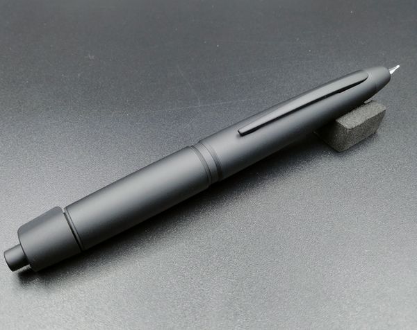 楽天市場】名入れ 無料 パイロット PILOT キャップレス Capless 万年筆