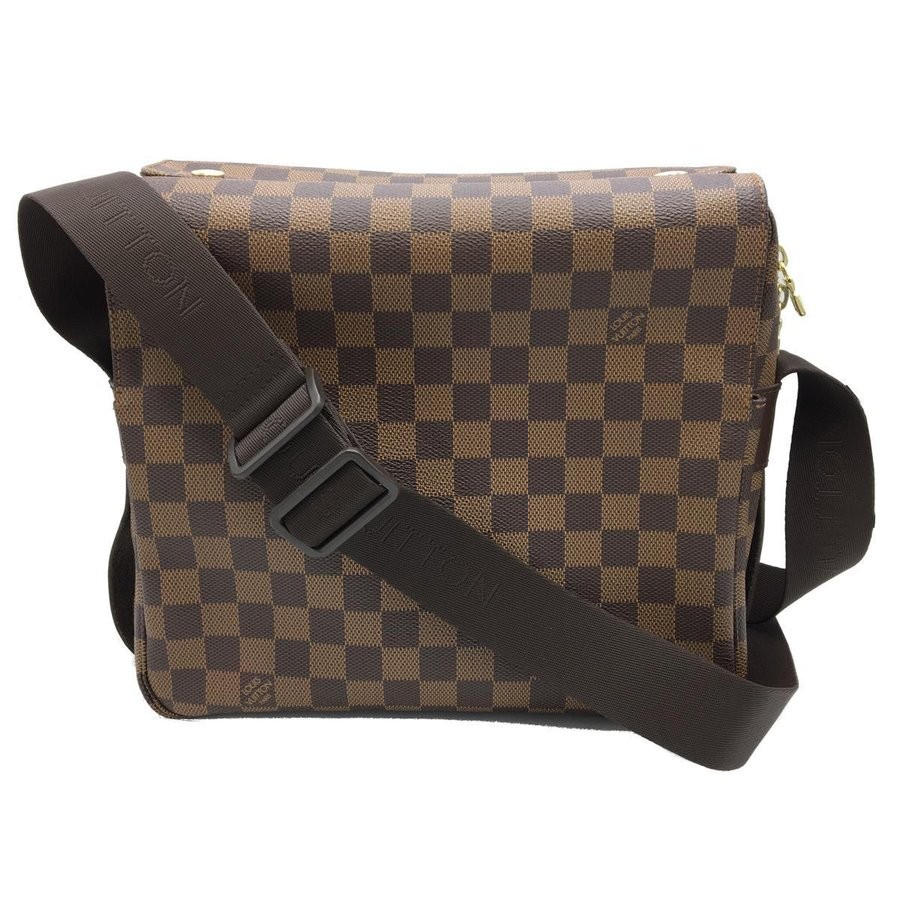 半額SALE／ LOUIS VUITTON ルイヴィトン ナヴィグリオ ショルダー