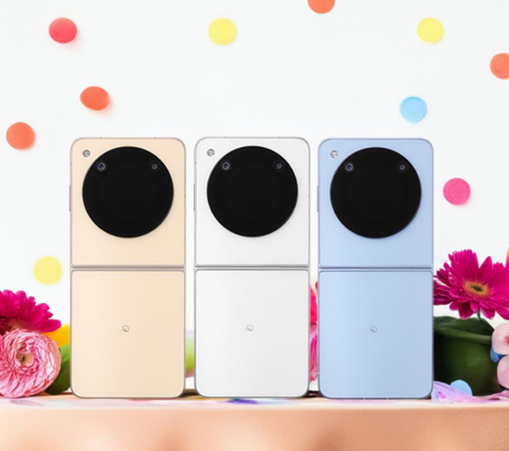 ZTE 新品未使用 SIMフリー品 Libero Flip ブルー A304ZT ワイ