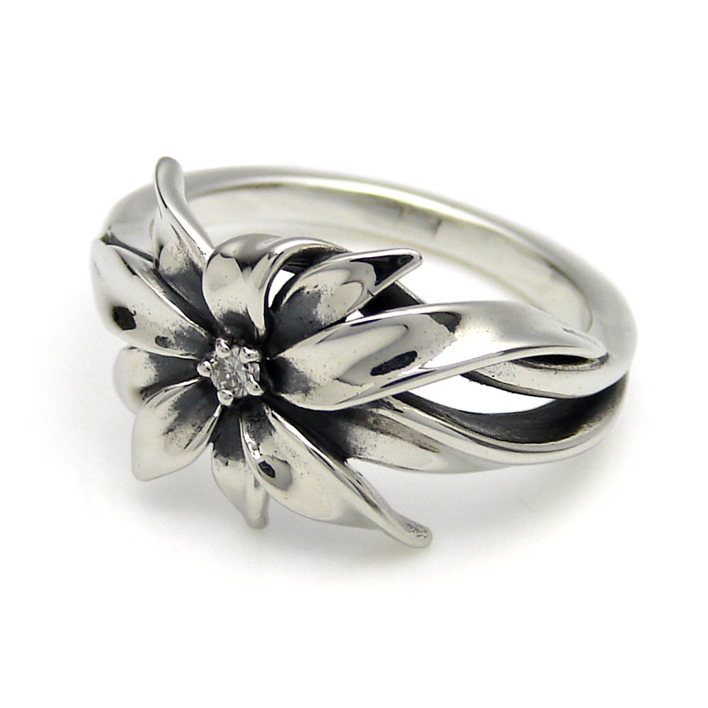 KONRON オフィーリア シュアパピネスリング 5号 KONRON - KONRON オフィーリア フローラルエンブレム 11号の通販 by