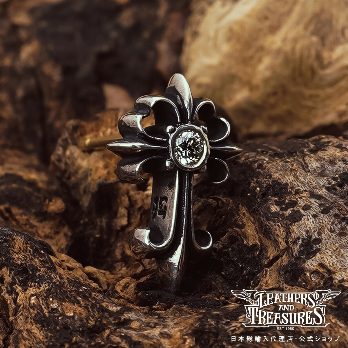 [公式] Leathers and Treasures ピアス メンズ ブランド 片耳用 レディース シルバー - ポリチーノクロススタッドピアス w/　ダイヤモンド レザーズアンドトレジャーズ レザトレ