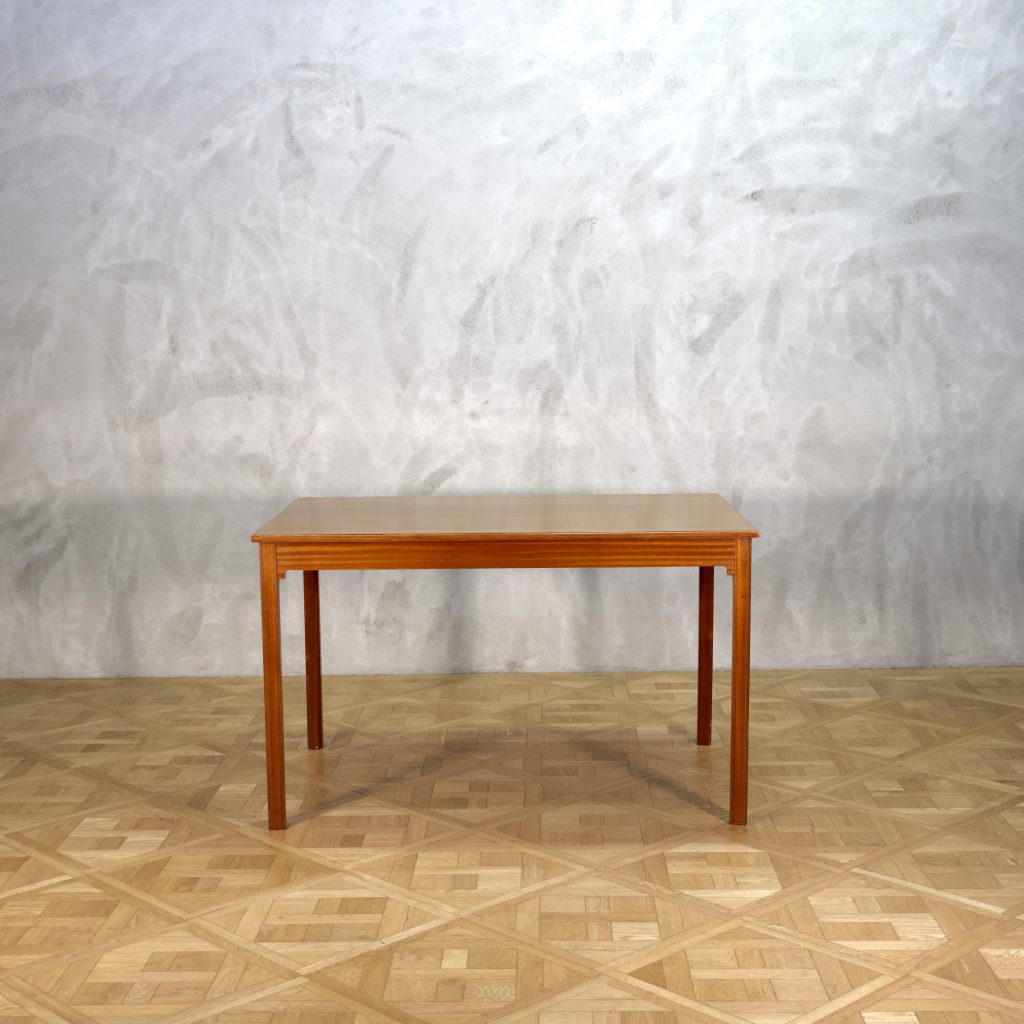 Kaare Klint dining Table Mahogany ヴィンテージ ビンテージ 北欧家具 インテリア おしゃれ 北欧 モトファニチャー テーブル｜moto furniture 北欧家具専門店 132,000円