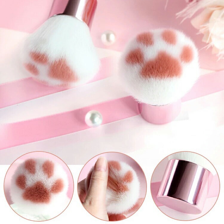送料無料【にくきゅうコスメブラシ】かわいいメイクブラシ肉きゅうねこねこ好きフェイスブラシbeautyインスタ映えキラキラプレゼントにも小悪魔アイテム自分磨きキャバ嬢ギャル女子力アップ