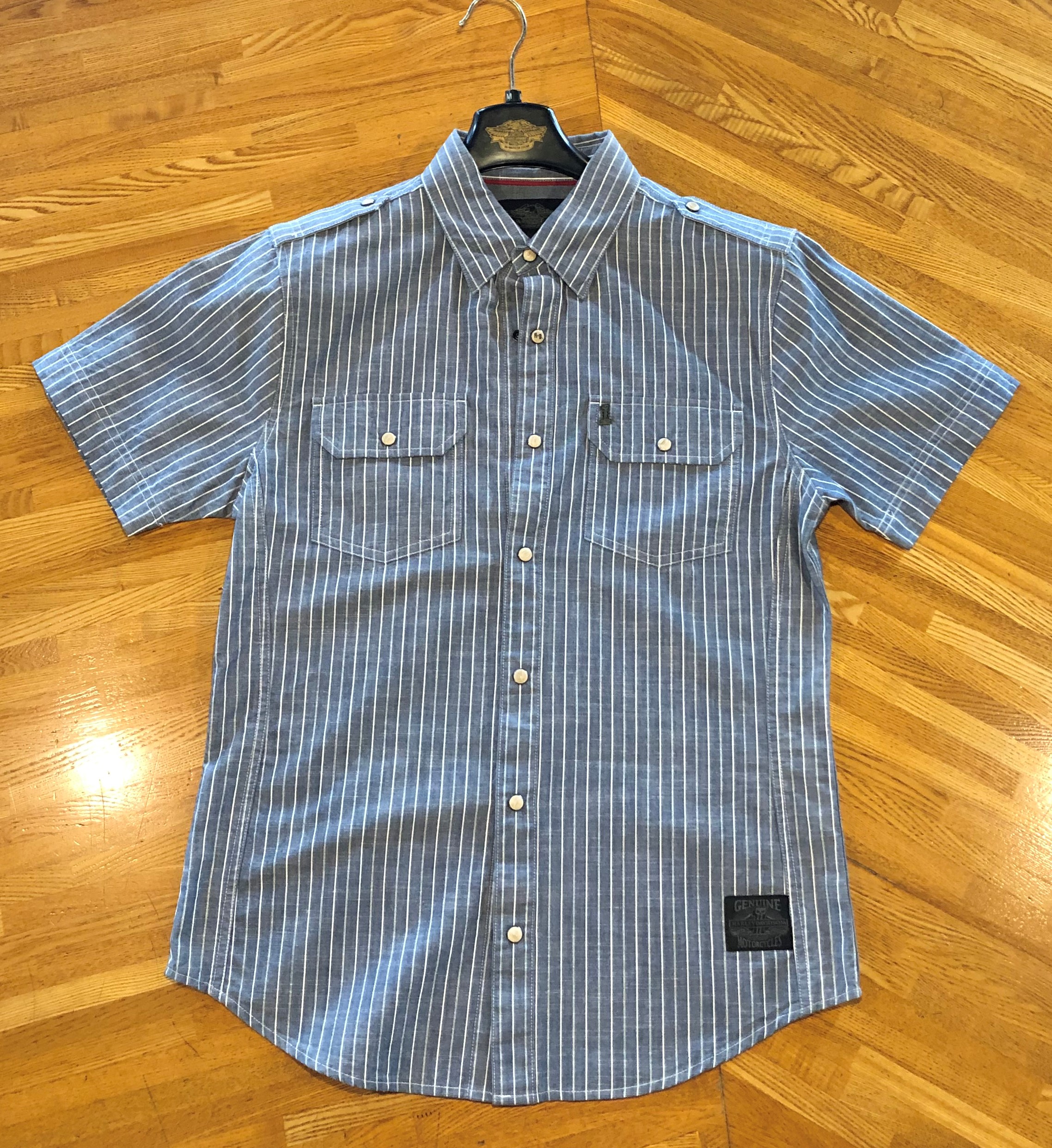 【Harley-Davidson】 《Men's Short Sleeve Shirt 96545-13VM》ハーレーダビッドソン 正規品 アパレル シャツ 半袖 男性 メンズ コットン プレゼント Mサイズ スリムフィット|バイクハウス阿部 店