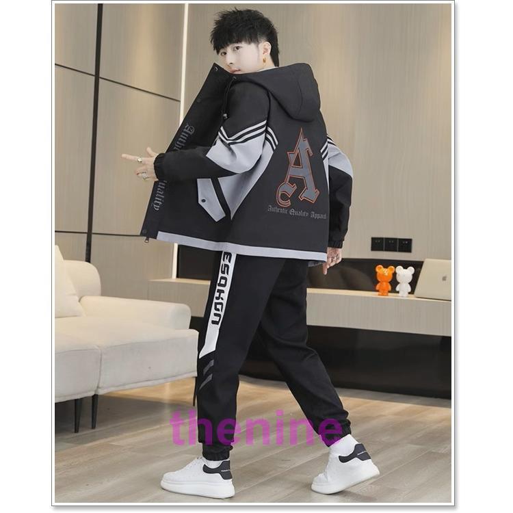 リバプール　ウインドブレーカー　ジャージ　セットアップ　上下　ユニフォーム リバプール ウインドブレーカー ジャージ セットアップ 上下