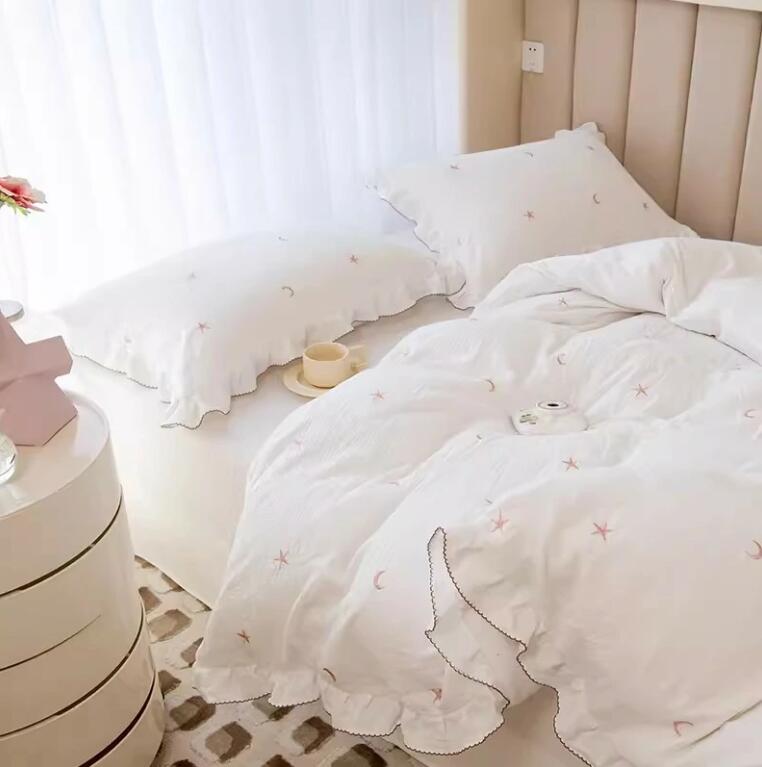 送料無料 布団カバーセット 子供 大人 可愛い星月刺繍 フリル 二重ガーゼ 綿100% 上質 高級感 シングル ダブル ボックスシーツ/フラットシーツ 掛ふとんカバー3点セット 4点セット 掛け布団カバー 枕カバー 寝具カバーセット 四季通用 洗える インテリア★激安★セール