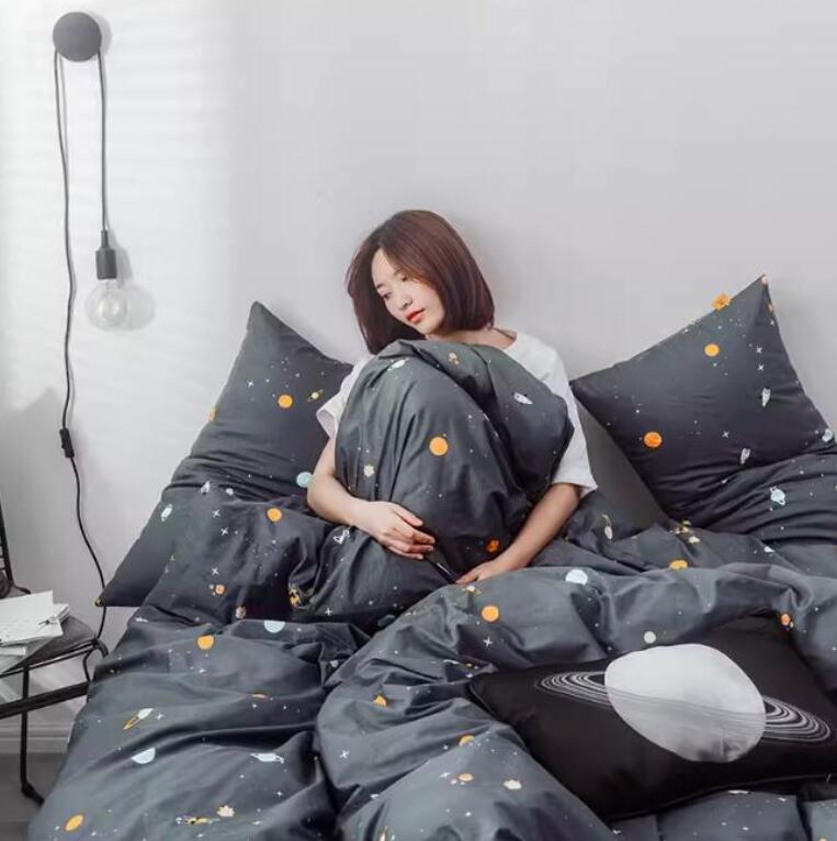 ins風 送料無料 布団カバーセット 星柄 宇宙 掛ふとんカバー3点セット 4点セット 綿100％ 柔らかい ボックスシーツ/フラットシーツ 北欧 シングル ダブル 通気性 掛け布団カバー 枕カバー 寝具カバーセット ゴムバンド 四季通用 洗える お洒落 インテリア★激安★セール