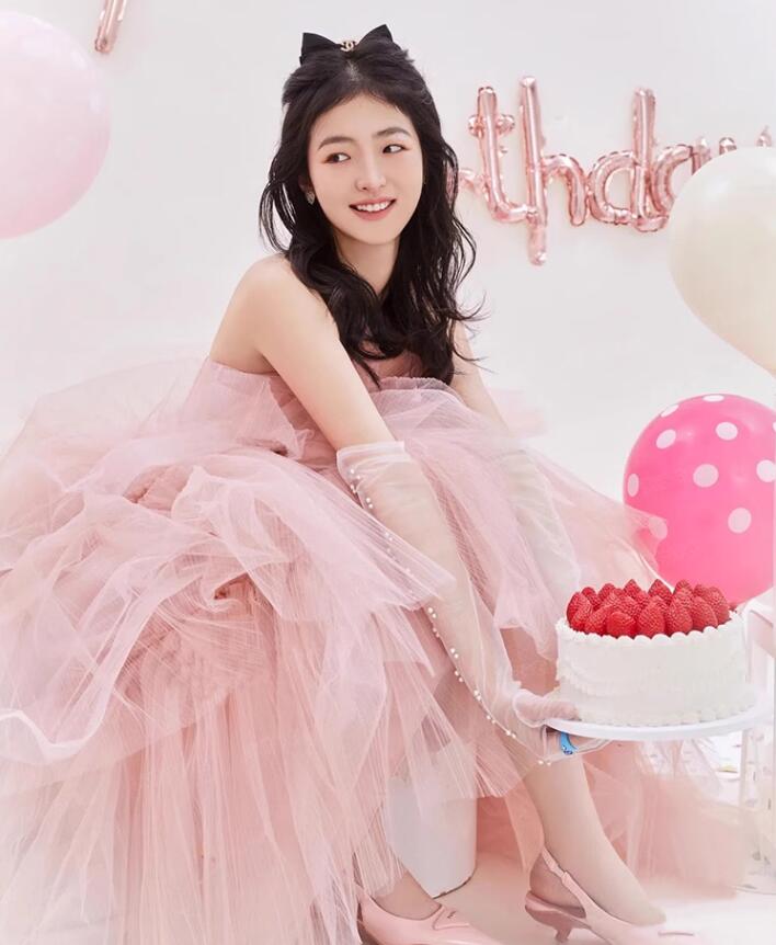 送料無料 撮影用のワンピース 韓国風 花嫁ドレス ロングドレス カラードレス 前撮り 同窓会 パーティードレス 高級感 お姫様ドレス セクシー イブニングドレス 発表会 スレンダー 上品 エレガント 披露宴 お呼ばれ 袖なし オフィス 音楽会 ゴージャス メッシュ 舞台 編み上げ|ビーバーム