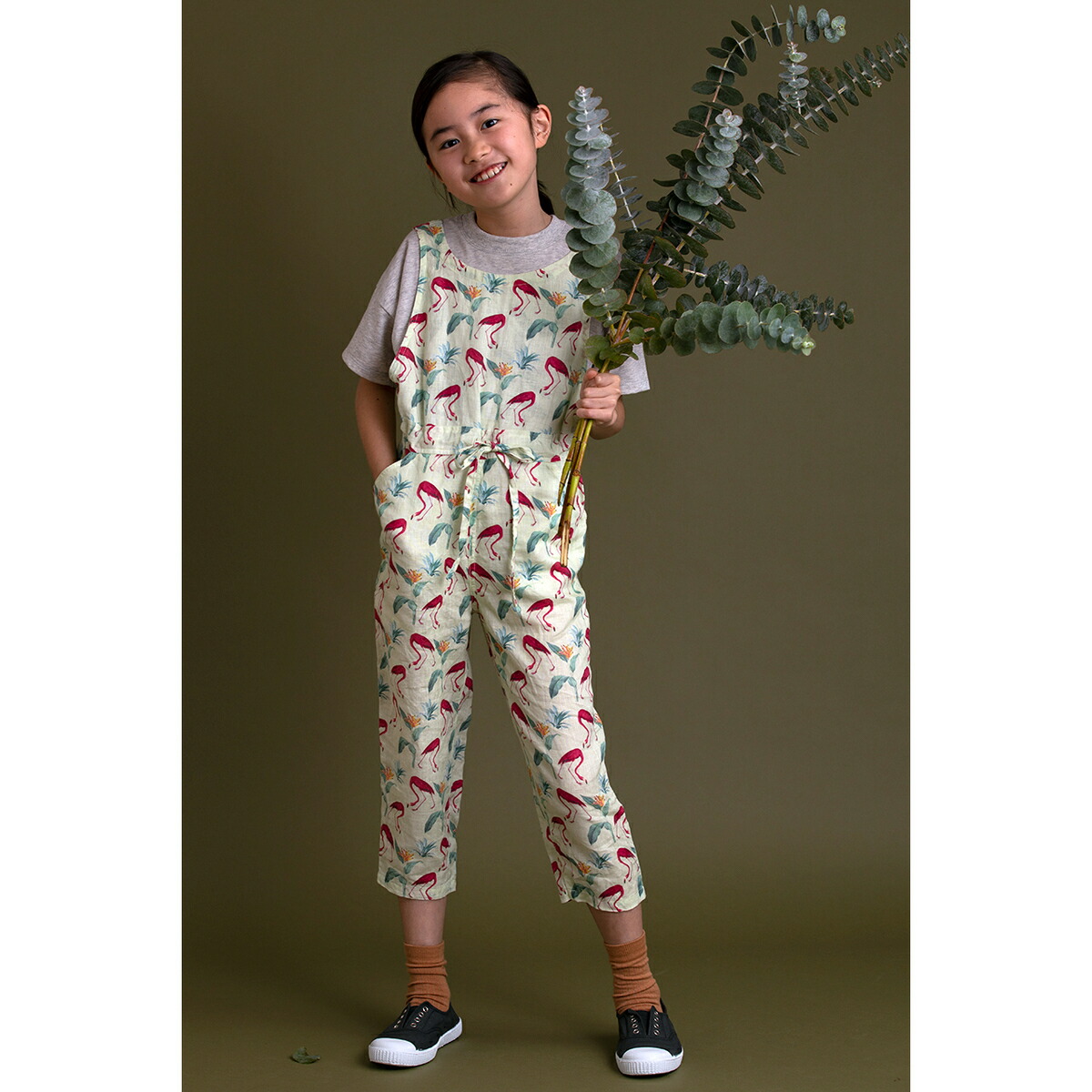 ジャンプ背広 サロペット オーバーオール ベニイロフラミンゴ 朱炎 こども 子供服 こども服 ユニセックス 男の子 女の子 可愛い かわいい おしゃれ キッズ 100 110 1 130 140 Zoologia ズーロジア 浜松リネン Gots認証 エコフレンドリー エシカル サステナブル ベニイロ