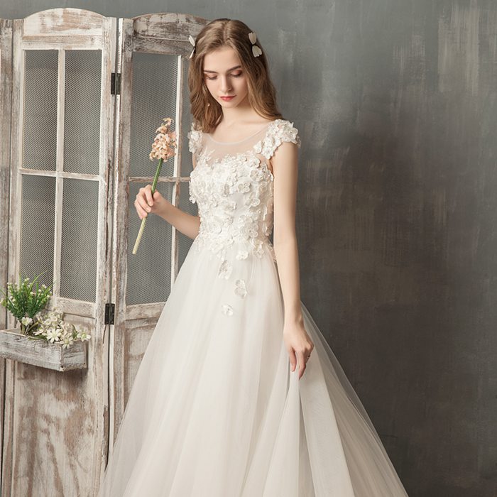 ウェディングドレス Aラインドレス 二次会 大きいサイズ 結婚式ドレス 花柄エンパイアドレス エンパイア ウェディング ウェディングドレス Aラインドレス 二次会 大きいサイズ 結婚式ドレス 花柄エンパイアドレス エンパイア ウェディング