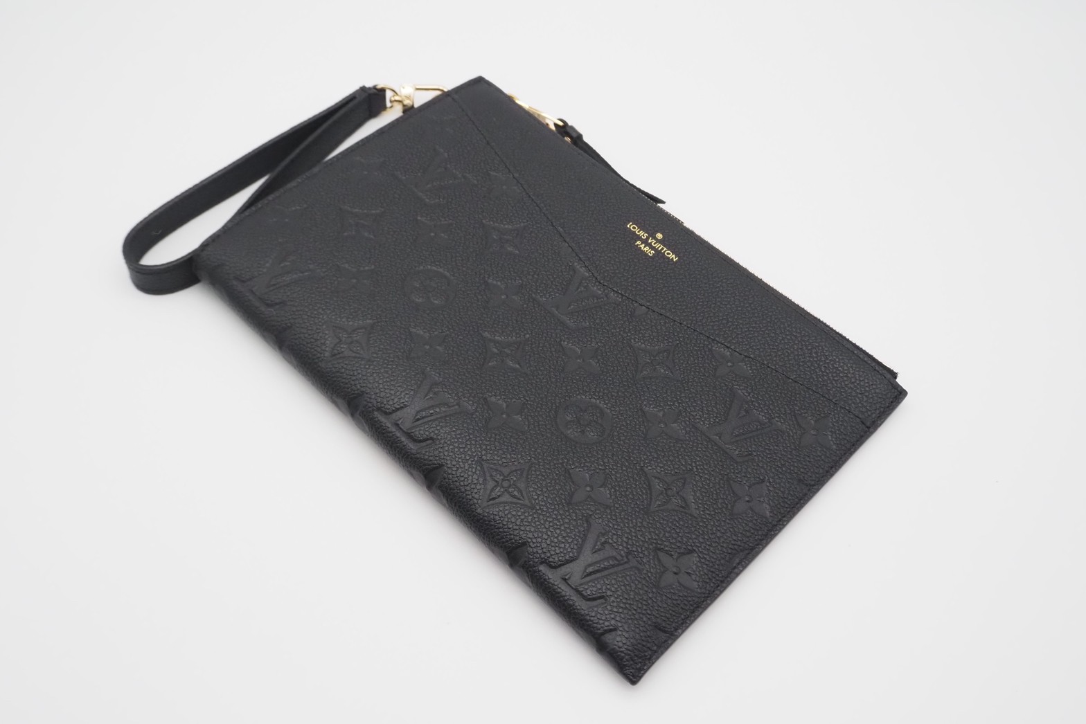 ☆安心の３大保証☆ Aランク ≪LOUIS ポシェット アンプラント クラッチバッグ≫ MM ノワール ブラック 極美品送料無料 VUITTON  ヴィトン モノグラム ルイ M68705 メラニー バッグ | mariabellando.com