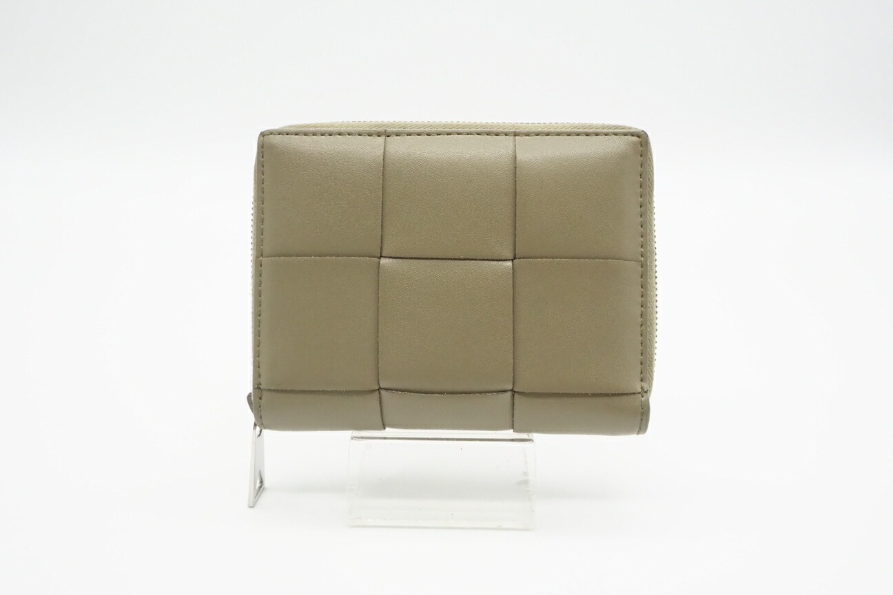 Bottega Veneta ピラミッド レザー ポーチ 666769 TOMATO レッド (194346