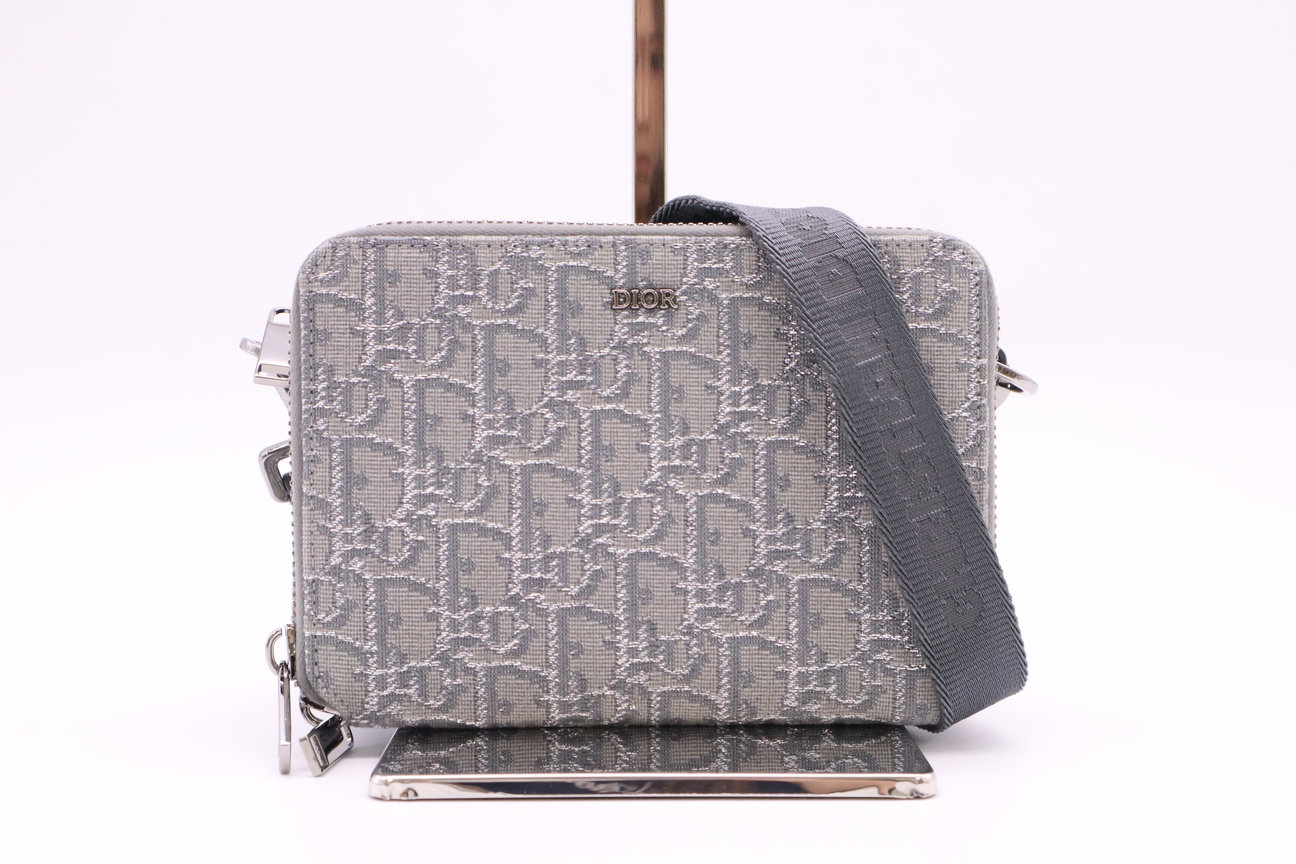 【極美品】ディオール オブリーク サドル メッセンジャーバッグ ショルダーバッグ Christian Dior】『ディオール オブリーク サドル フラップ付き
