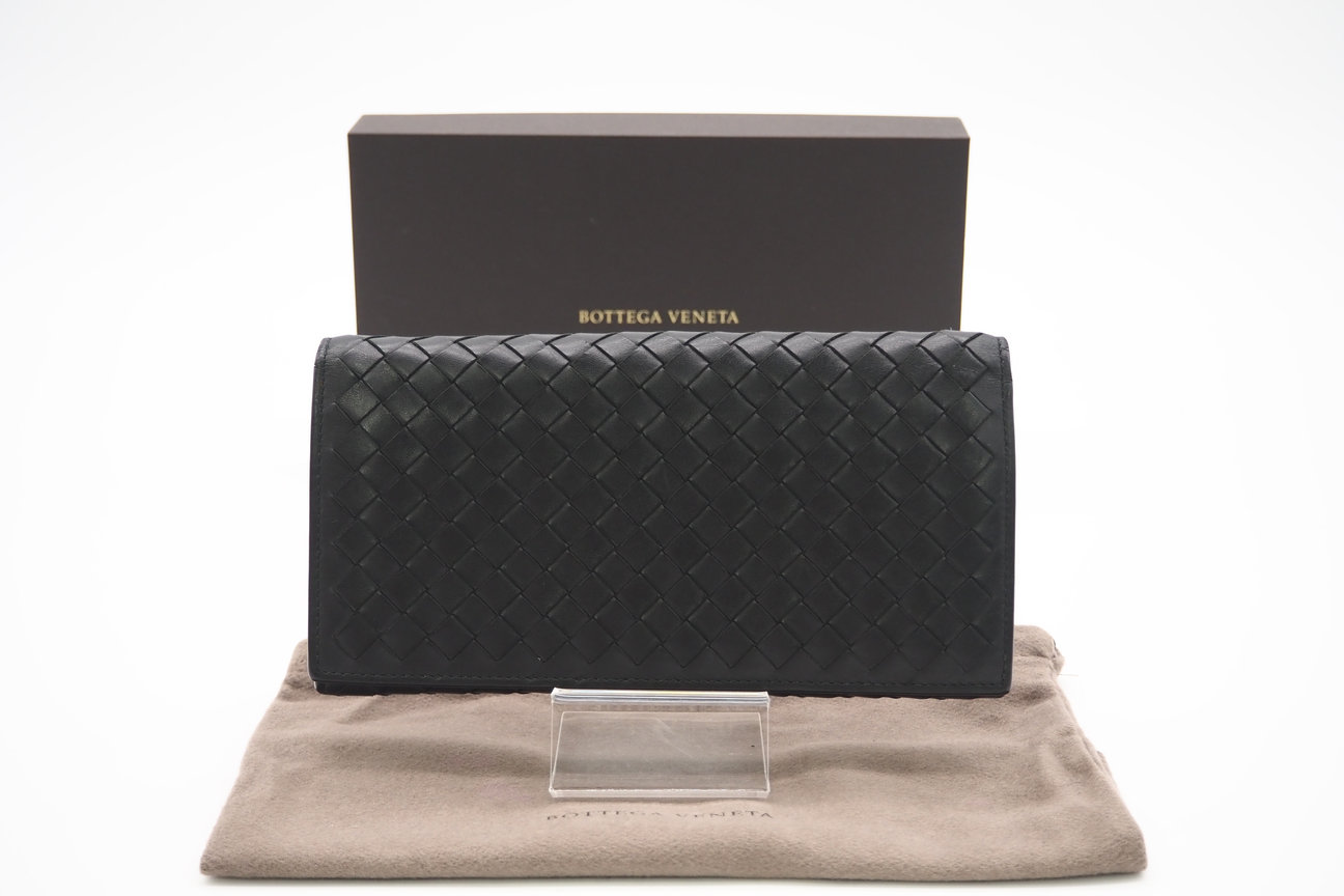 ★3日以内返品可★  BOTTEGAVENETA ボッテガヴェネタ イントレチャート なめし革 二つ折長紙入れ 156819 長紙入れ 黒いこと なめし革 レディース【中古】
