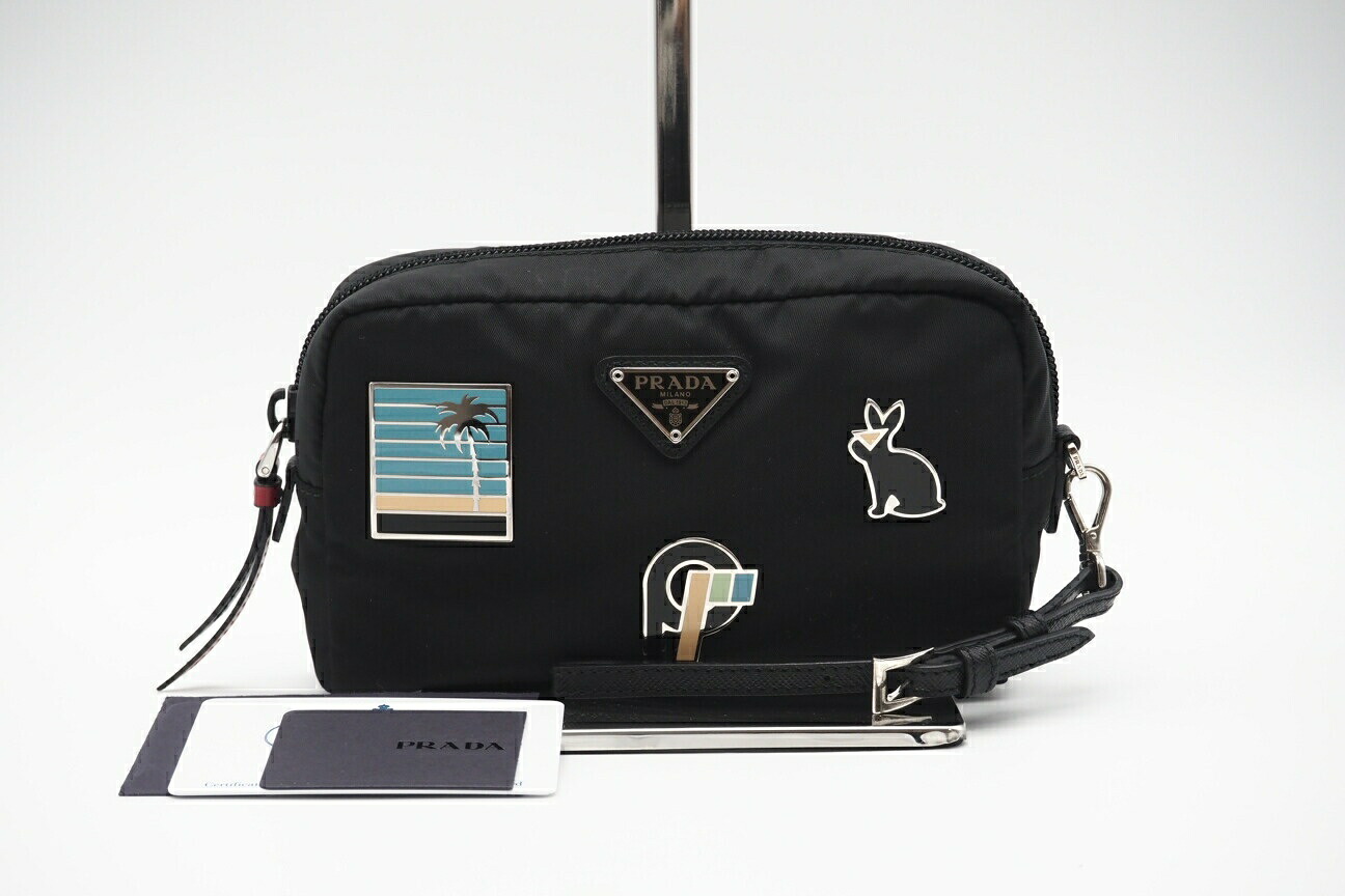 ★3日以内返品可★ 極美品 PRADA プラダ ナイロン テスートスマルト ロゴタイプ合切袋 1NE021 合切袋 黒いこと ナイロン レディース【中古】