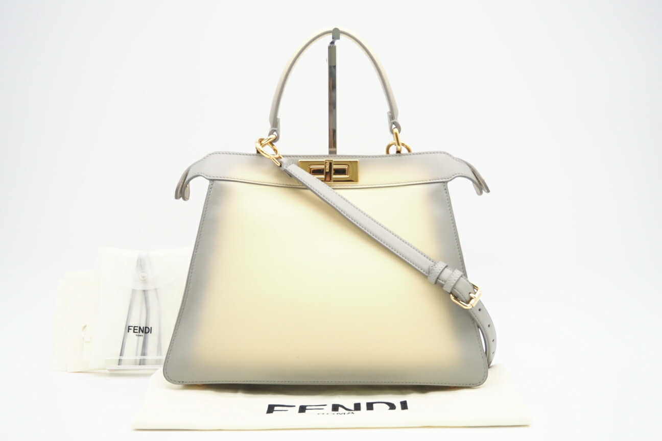 ★3日以内返品可★ 美品 FENDI フェンディ レザー ピーカブーISeeU ミディアム 8BN321 2wayショルダーバッグ クリーム グレー レザー レディース【中古】
