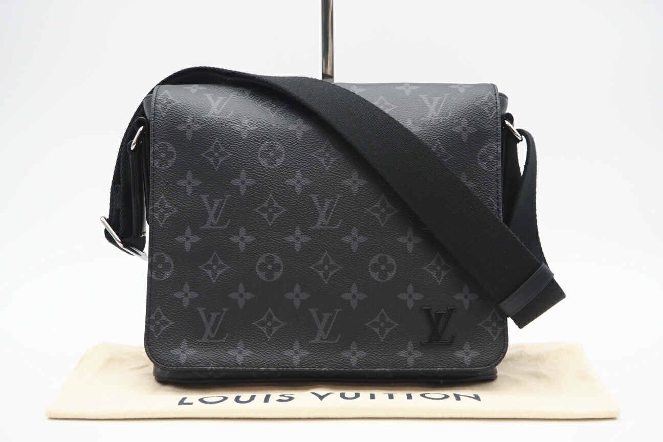 ★3日以内返品可★ 美品 LOUIS VUITTON ルイ・ヴィトン 星食 ディストリクト PM NV2 M45272 ショルダーバッグ 薄墨色 上塗り帆布 メンズ【中古】