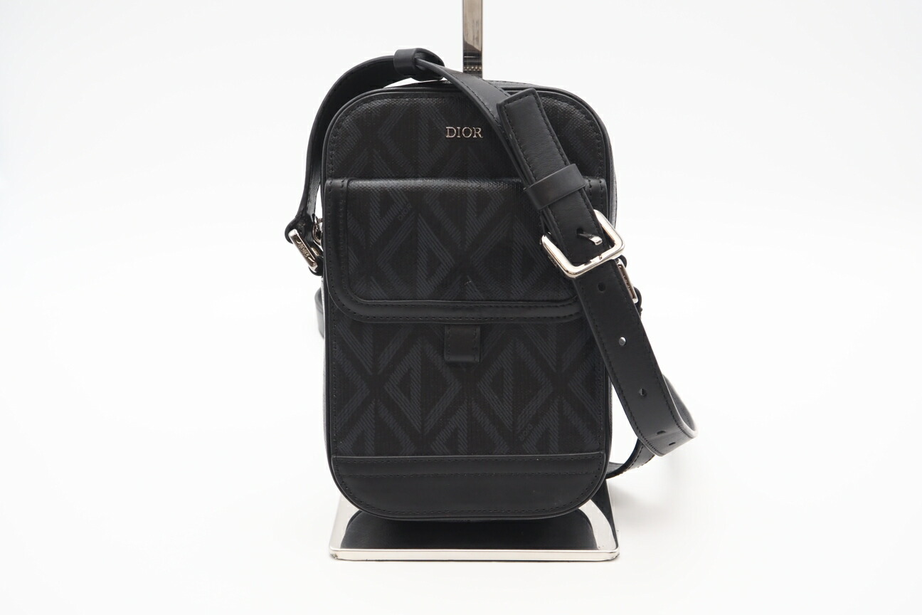 ★3日以内返品可★ 美品 Dior クリスチャンディオール CD金剛石 バーティカルポーチ 2ESCA415CDP ショルダーバッグ 黒いこと 薄墨色 上塗り帆布 メンズ【中古】