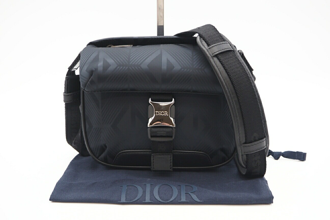 ★3日以内返品可★ 極美品 Dior クリスチャンディオール ナイロン CD金剛石 ショルダーバッグ USDCD87310011 ショルダーバッグ 米国海軍 上塗り帆布 レディース【中古】