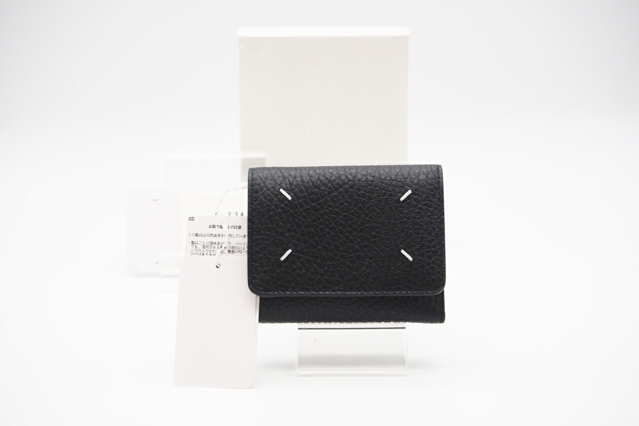 ★3日以内返品可★ 極美品 MAISON MARGIELA メゾンマルジェラ グレインレザー スリーフォールドウォレット SA3UI0010 三つ折り財布 ブラック レザー グレインレザー レディース【中古】