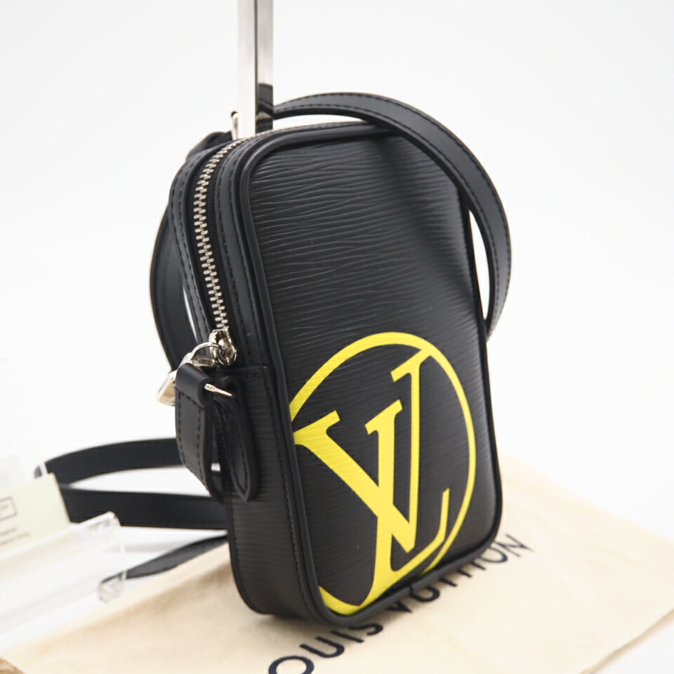 ★3日以内返品可★ 美品 LOUIS VUITTON ルイ・ヴィトン エピ ダヌーブ PM M55120 ショルダーバッグ 黒いこと 黄色 グレインレザー レディース【中古】
