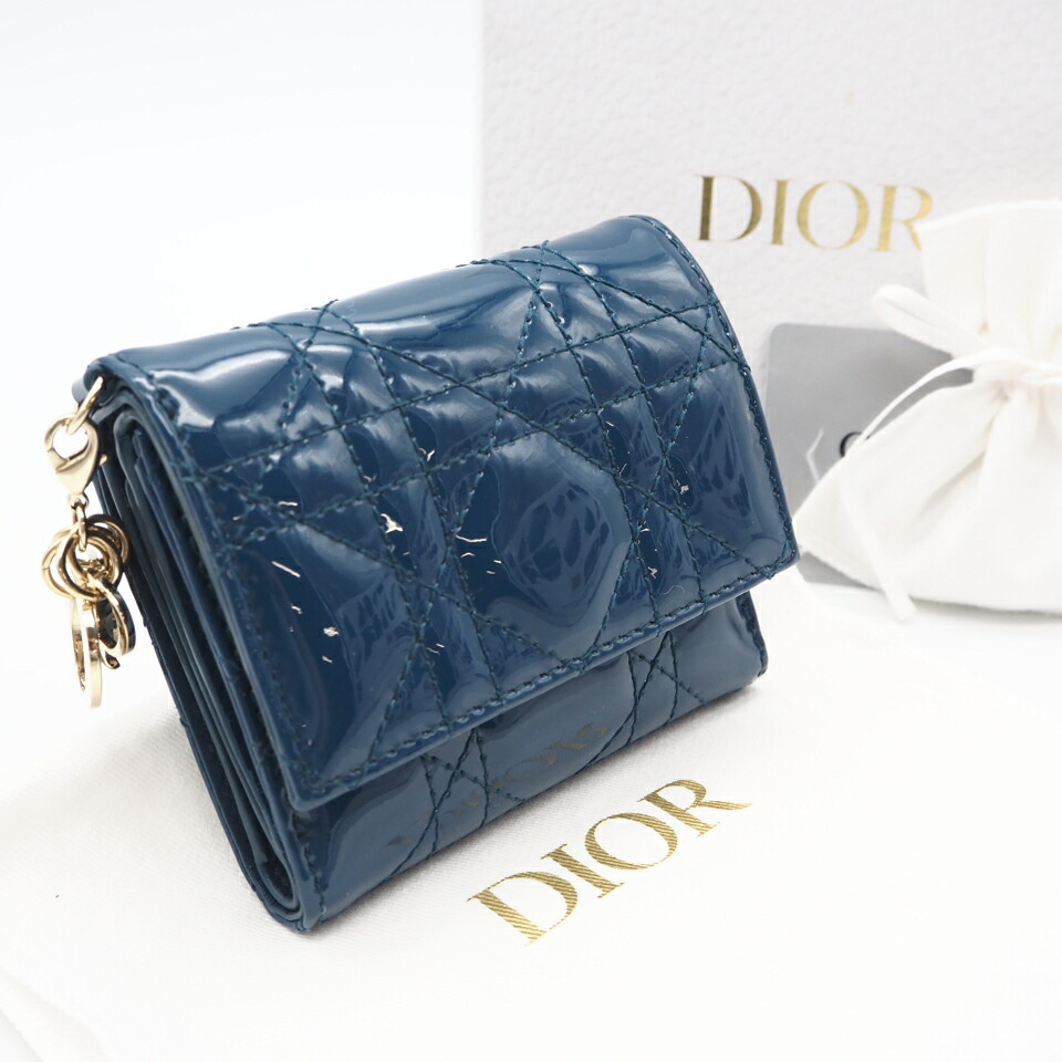 ★3日以内返品可★ 美品 Dior クリスチャンディオール カナージュ パテントカーフスキン Lady Dior Lotus ウォレット S0181OVRB 三つ折り紙入れ 青み なめし革 専売特許なめし革 レディース【中古】