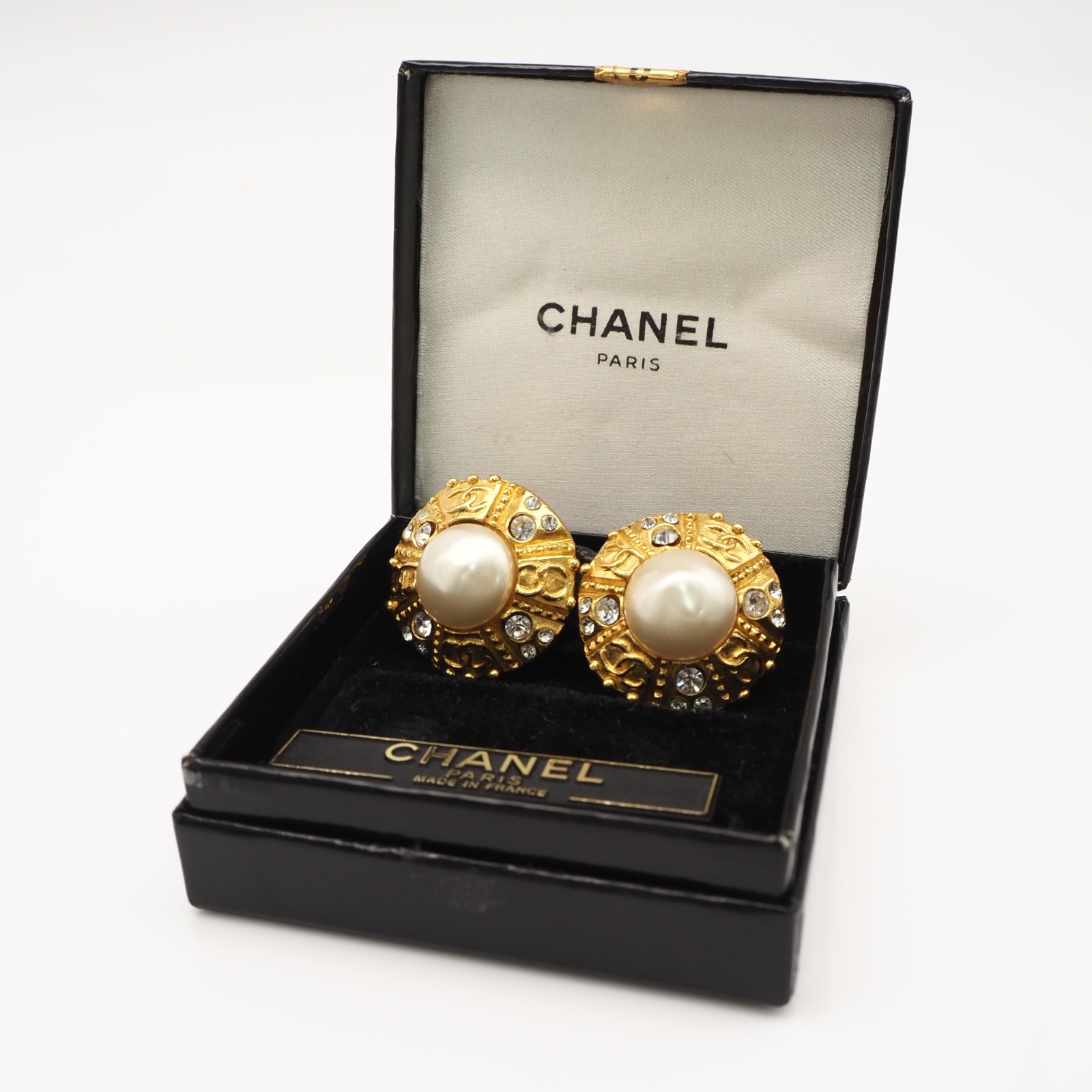 ★3日以内返品可★ 美品 CHANEL シャネル ココマーク フェイクパール イヤリング GP - イヤリング ゴールド ホワイト GP レディース【中古】|リユースショップ BICLOCK