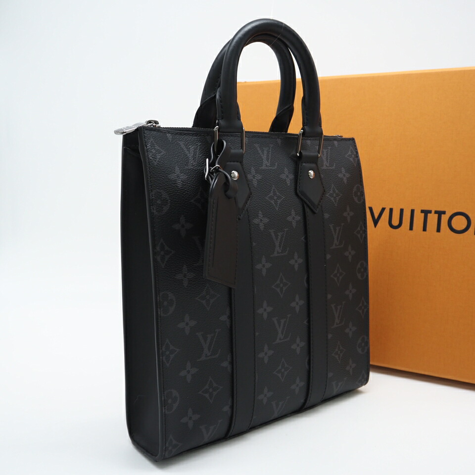 ★3日以内返品可★ 極美品 LOUIS VUITTON ルイ・ヴィトン モノグラム 星食 サックプラ 差し交わす M46456 ハンドバック 黒いこと 薄墨色 上塗り帆布 なめし革 メンズ【中古】