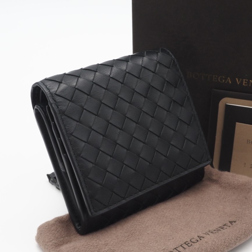 ★3日以内返品可★ 美品 BOTTEGAVENETA ボッテガヴェネタ イントレチャート小 なめし革 二つ折りがま口 - 二つ折りがま口 黒いこと カーフレザー メンズ【中古】 バッグ・小物・ブランド雑貨-メンズ財布