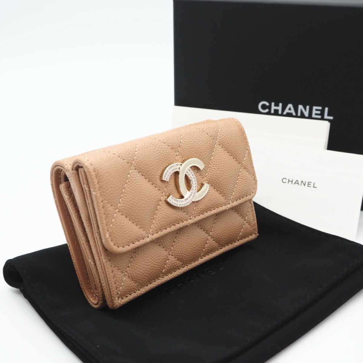 ★3日以内返品可★ 未当て嵌める CHANEL シャネル マトラッセ 古典派音楽 スモール 下げ翼 ウォレット - 三つ折り札入れ ベージュ キャビア素はだ レディース【中古】
