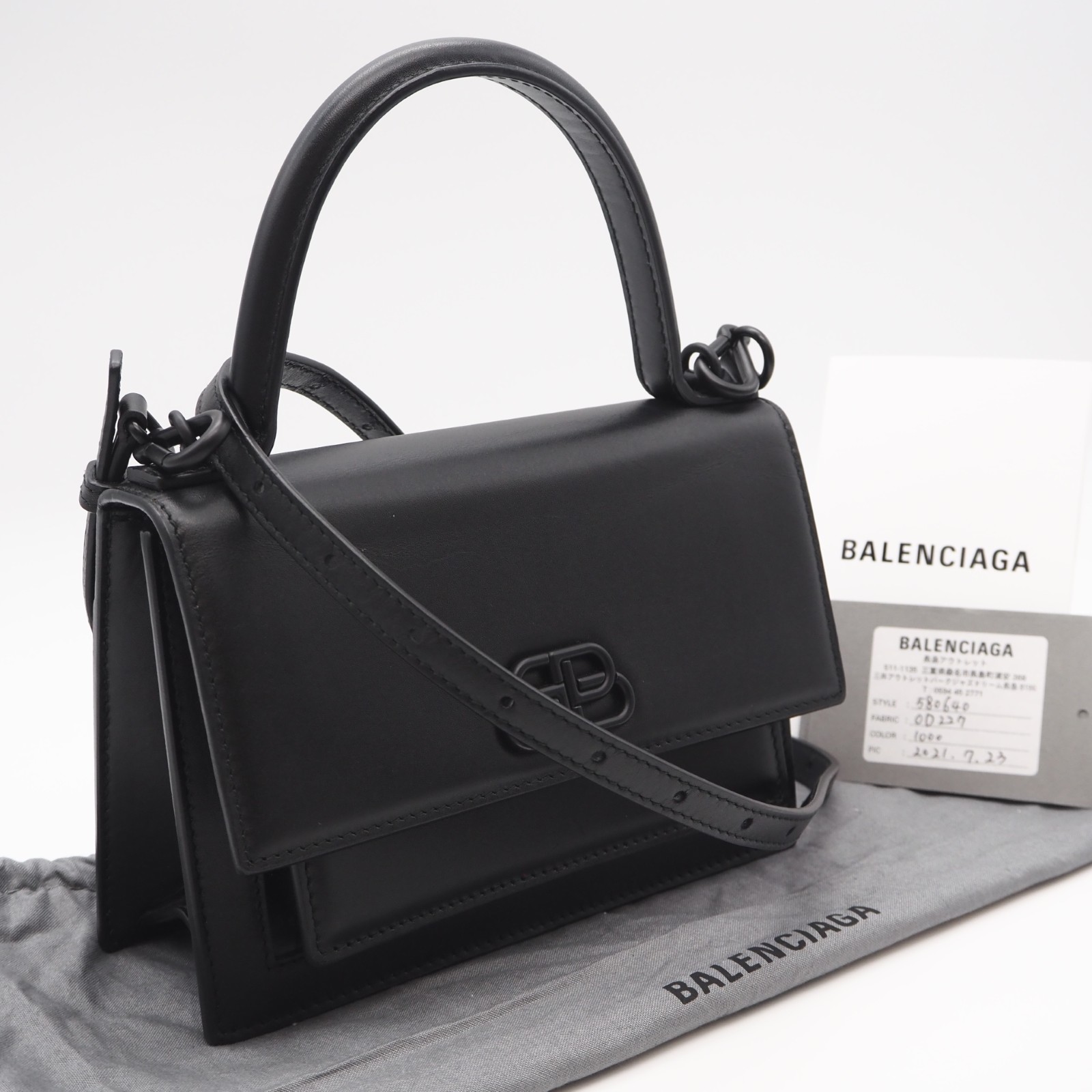 ★3日以内返品可★ 美品 BALENCIAGA バレンシアガ BBロゴタイプ 小ざかしいXS 580640 2wayハンドバック 黒いこと カーフレザー レディース【中古】