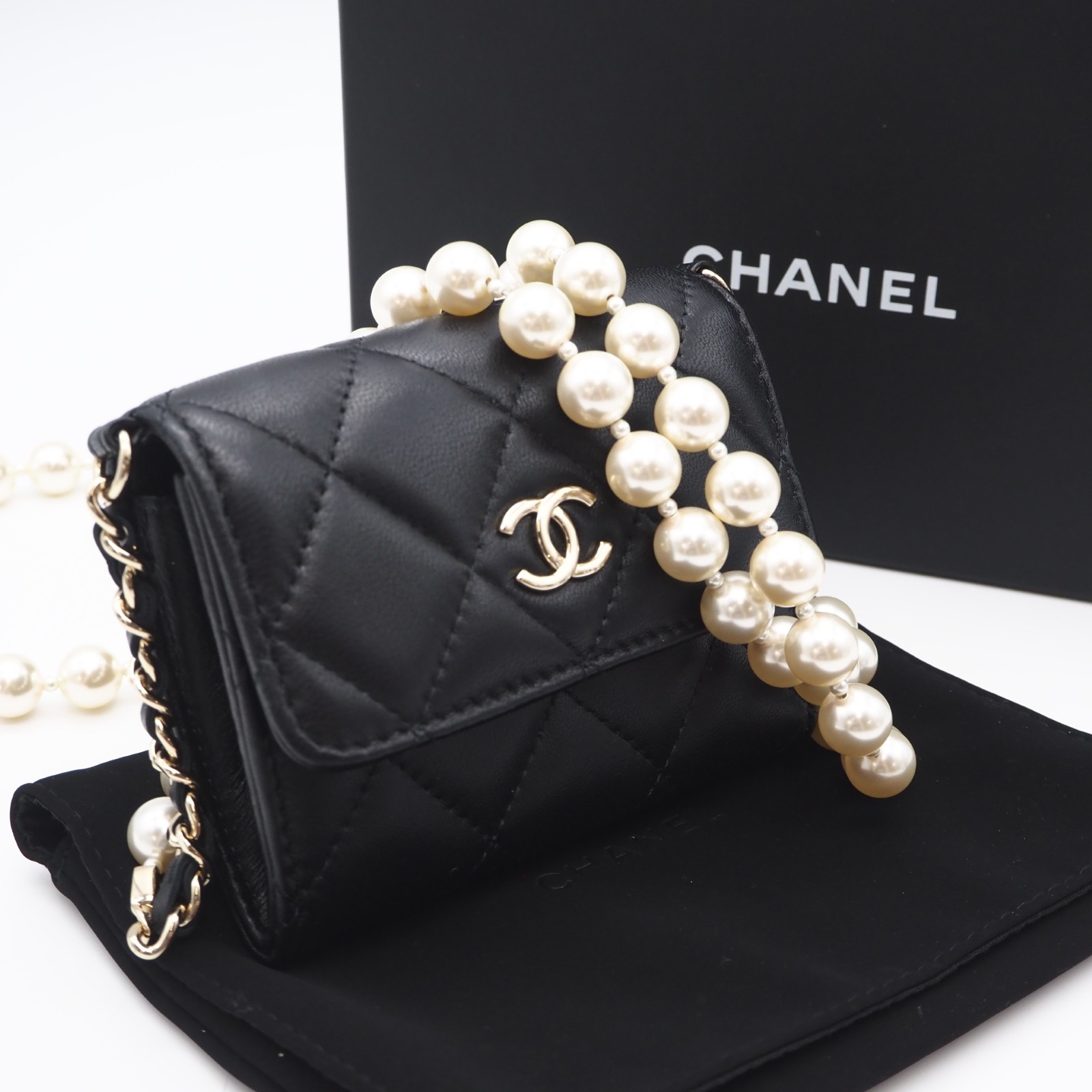 ★3日以内返品可★ 極美品 CHANEL シャネル ミニマトラッセ パールチェーンウォレット AP2583 ショルダーバッグ ブラック ラムスキン レディース【中古】
