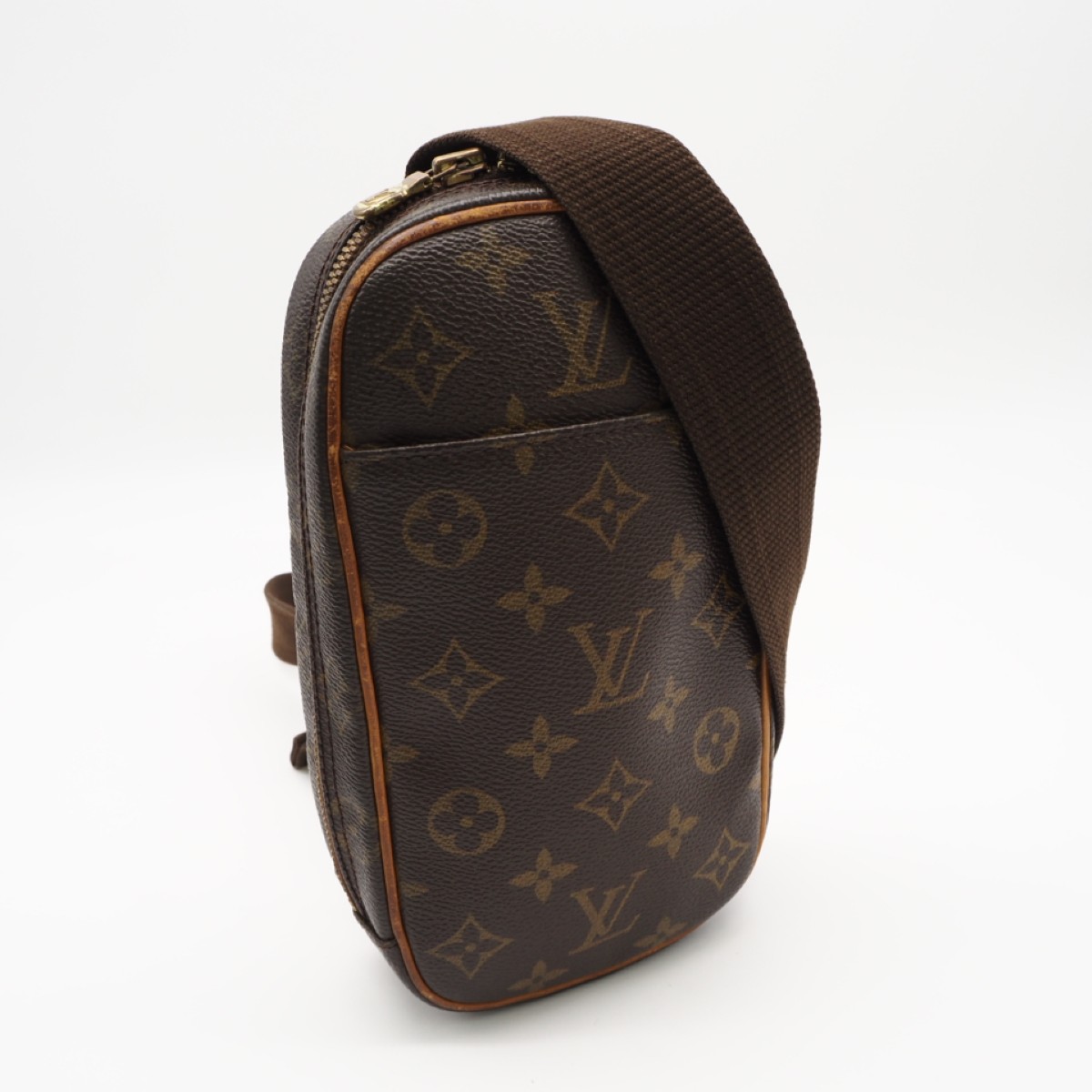★3日以内返品可★  LOUIS VUITTON ルイ・ヴィトン モノグラム ポシェット ガンジュ M51870 ショルダーバッグ 赤銅色 上塗り帆布 なめし革 メンズ【中古】