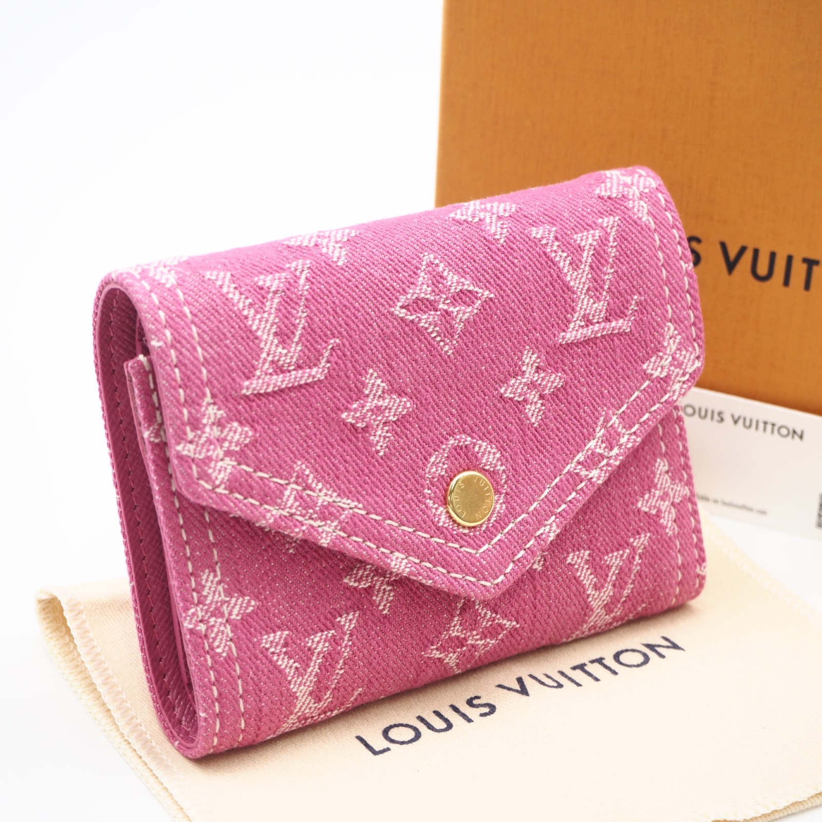 ★3日以内返品可★ 極美品 LOUIS VUITTON ルイ・ヴィトン モノグラム ジーンズ ポルトフォイユ ヴィクトリーヌ フューシャ M27707 三つ折り金入れ さくら色 帆布 なめし革 レディース【中古】